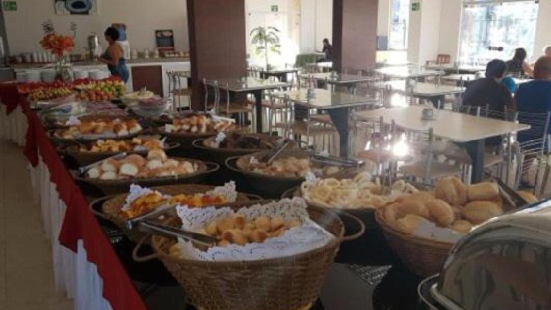 Hotel GOLDEN DOLPHIN com café da manhã! Caldas Novas Exterior foto